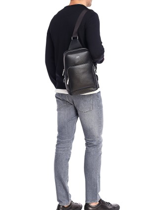 Чёрный свитер BOSS: фото 2 - Invogue